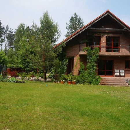 Вілла Dom Pod Glogami Щитно Екстер'єр фото